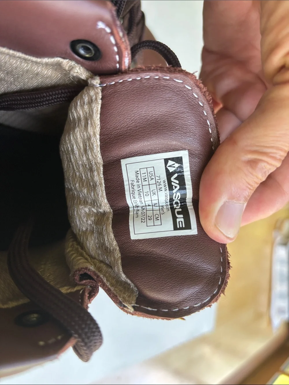 Vasque Sundowner (#7126) Leather Gore Tex Hiking Boots, Size 11, Medium Width